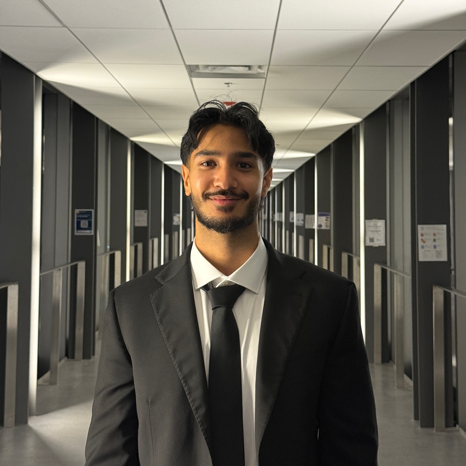 Pranav Pradhan headshot